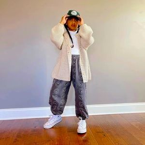 Indy&Pippa Adult Smile Sweatpants